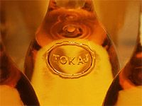 TOKAJ ÉS A FÉLIGAZSÁGOK SORA